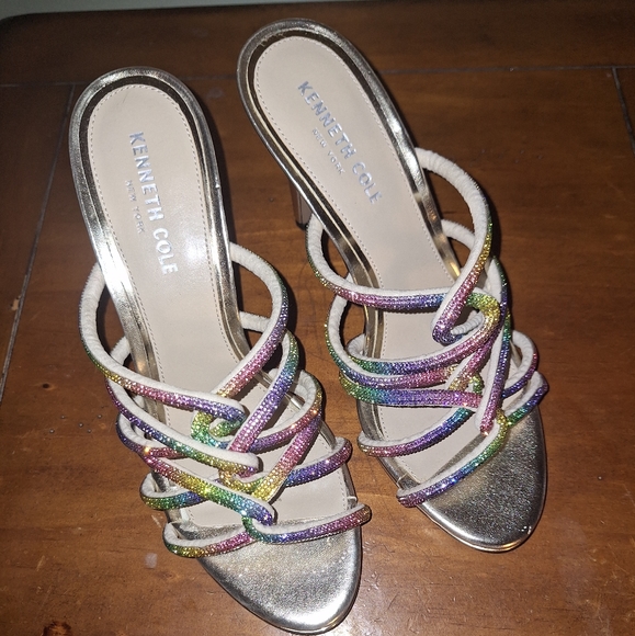 KENETH COLE New York women's Brooke 95 twist rainbow rhinestone gold high heels - Picture 2 of 9
